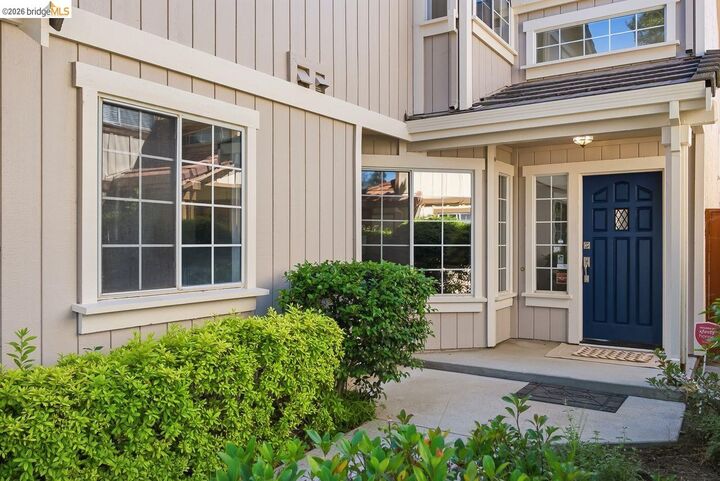 Property Photo: 2590 Glen Isle Ave CA 94588