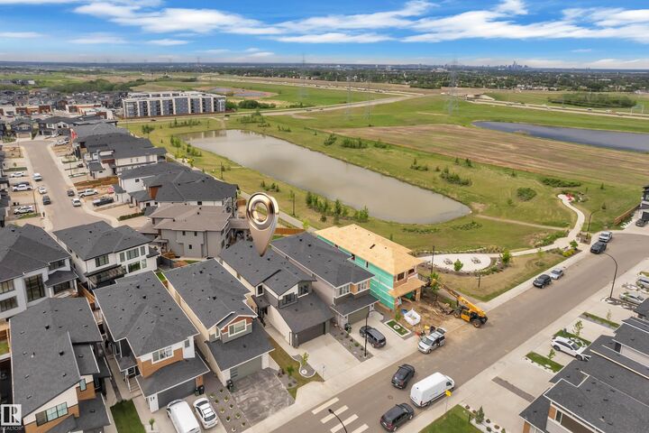 Property Photo: 136 30 Street SW AB T6X 3E1