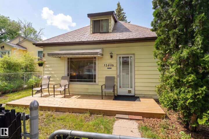 Property Photo:  11406 89 Street NW  AB T5B 3T8 