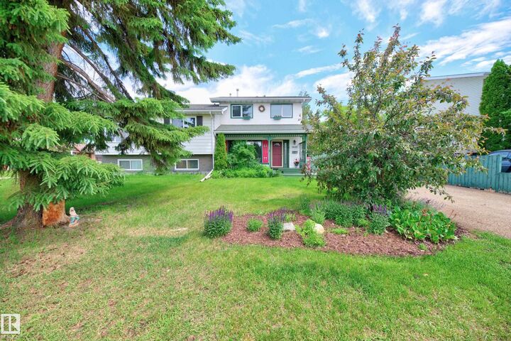 Property Photo:  9629 81 Street  AB T8L 3C7 