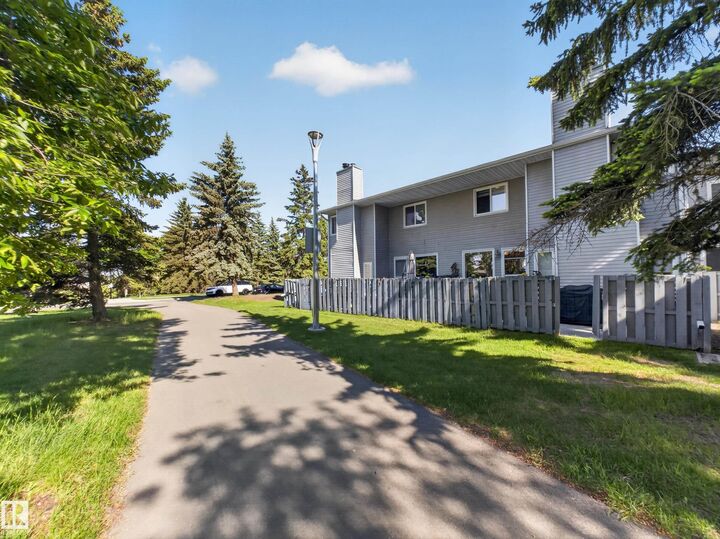 Property Photo:  15710 Beaumaris Road NW 17  AB T5X 5E2 
