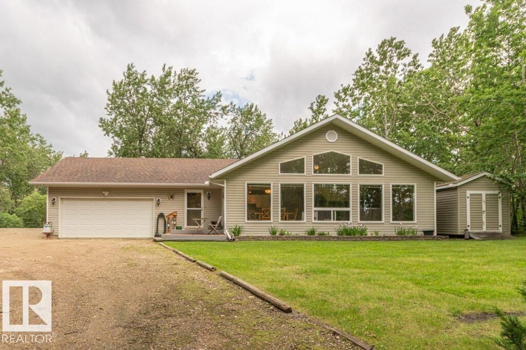 Property Photo: 51205 Rr195 85 AB T0B 4J0