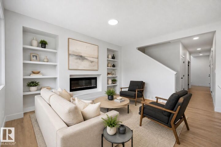 24 Grayson Green — photo 1