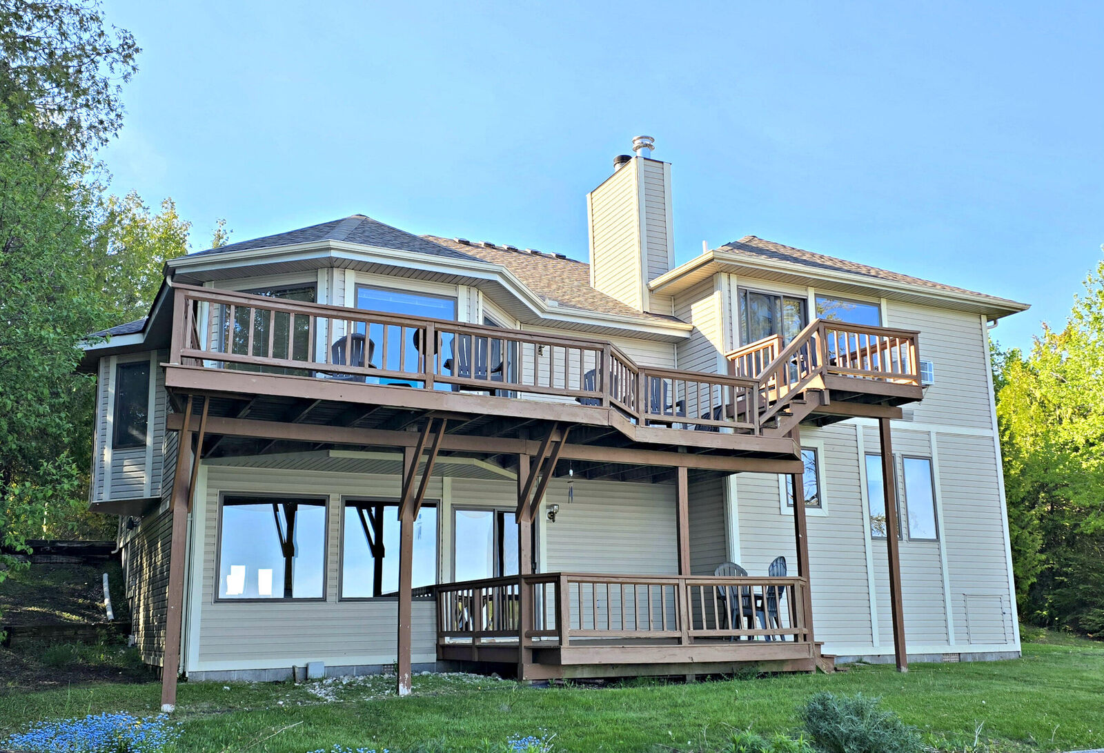 Property Photo:  1627 Gros Cap Rd  MI 49781 