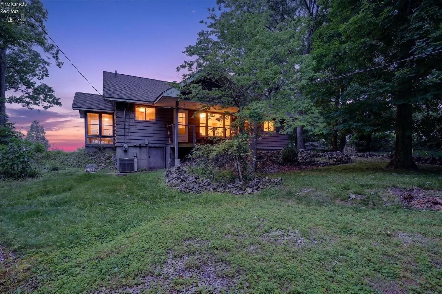 Property Photo: 1111 W Shore Boulevard OH 43456