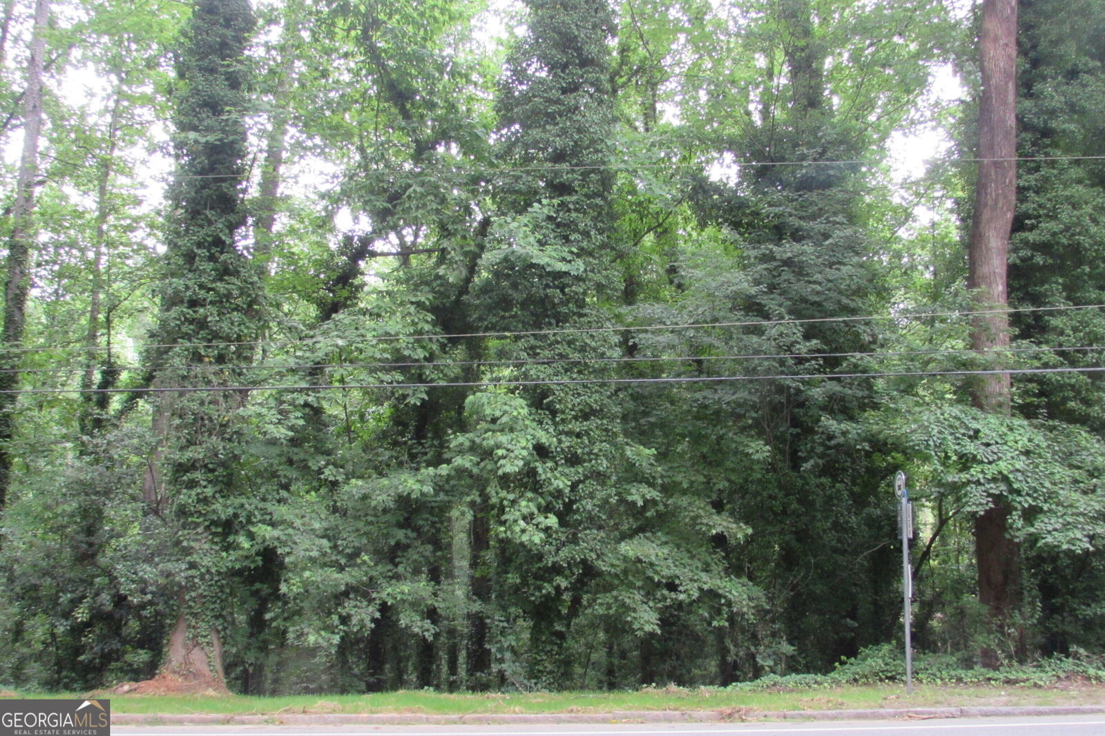 Property Photo: 3136 Collier Drive NW GA 30318