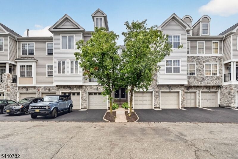 Property Photo: 169 Winchester Ct NJ 07013