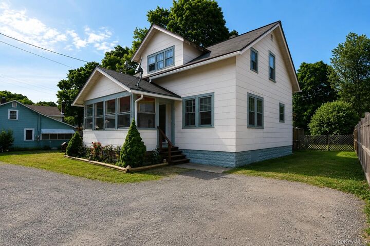 Property Photo: 630 Route 212 NY 12477