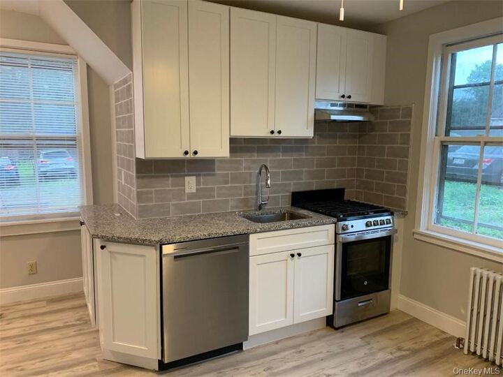 Property Photo: 730 W Nyack Road Apt #1 - 1st Floor NY 10994