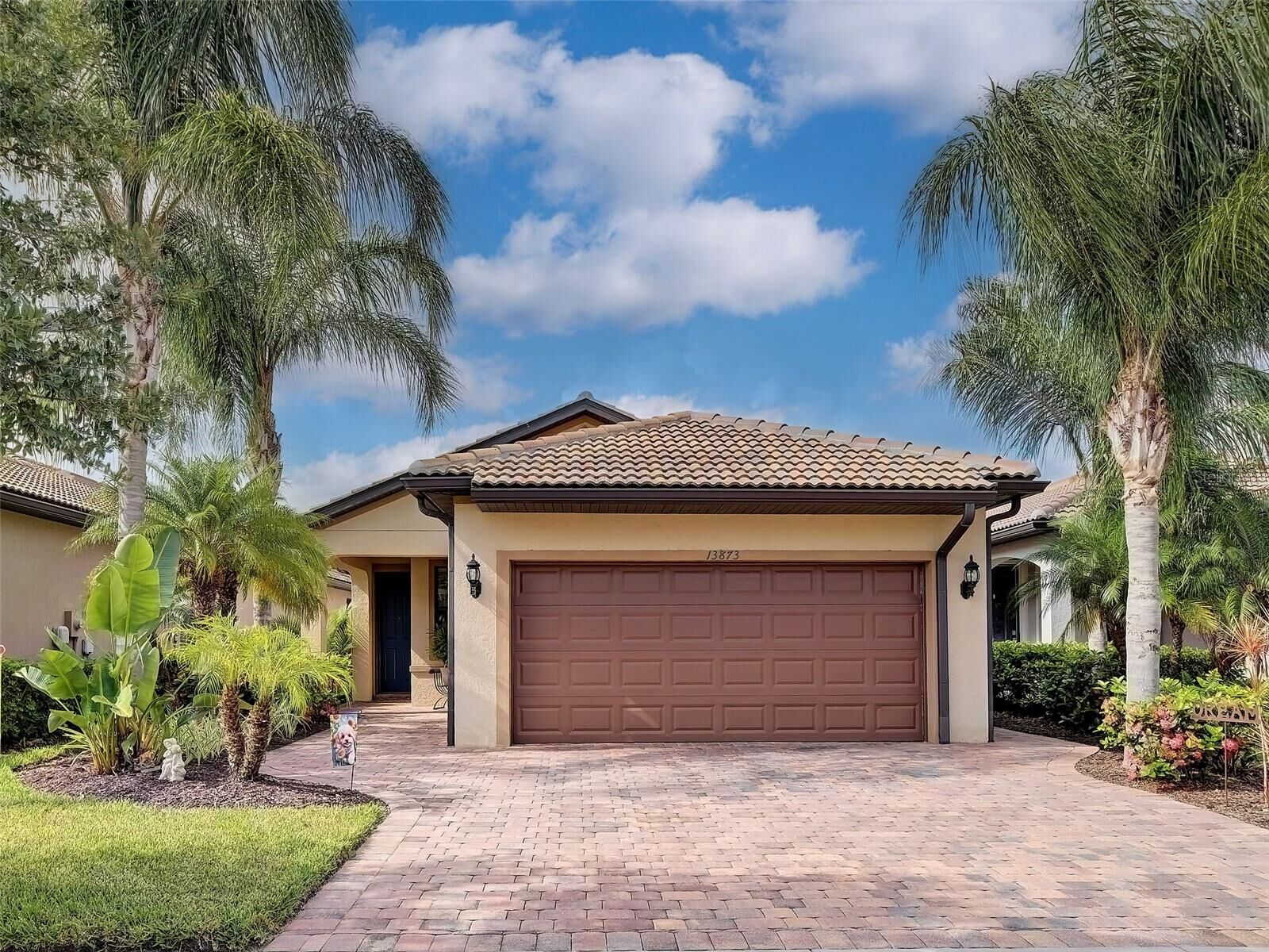 Property Photo: 13873 Posada Street FL 34293