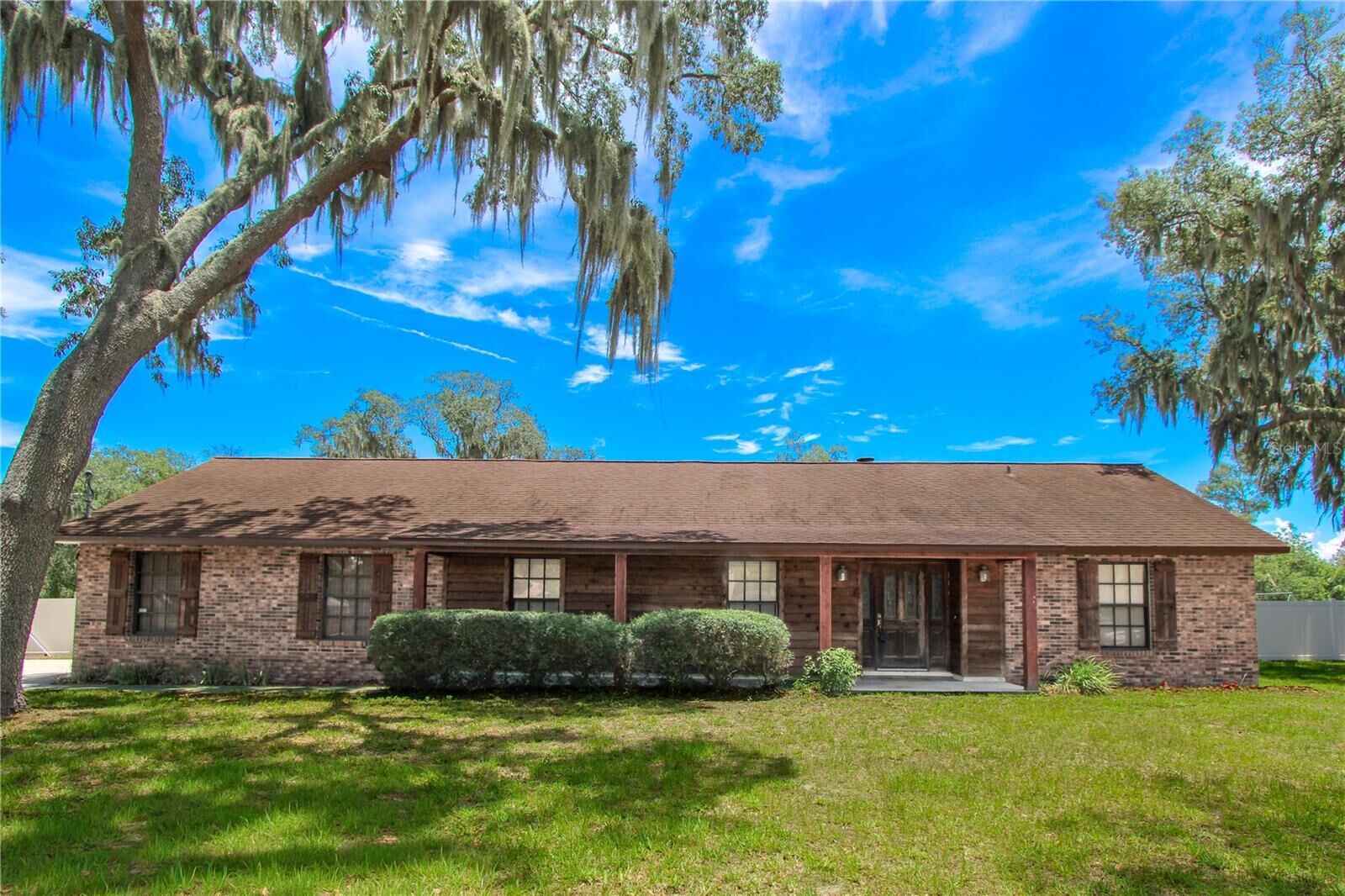 Property Photo: 12305 Wexford Hills Road FL 33569