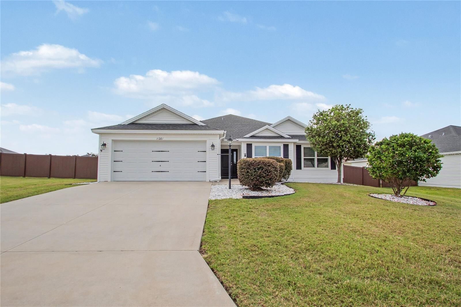 Property Photo: 11281 Stewart Loop FL 34484