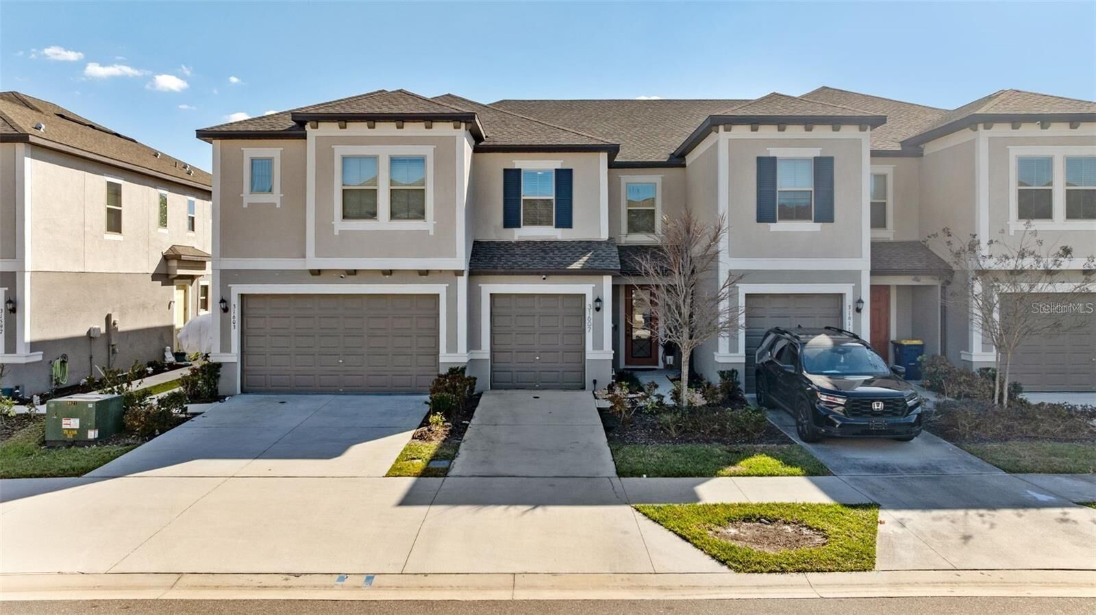 Property Photo:  31607 Blue Passing Loop  FL 33545 