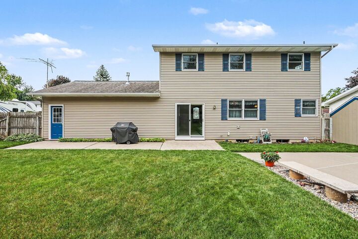 Property Photo: 2411 Kopka Court MI 48708