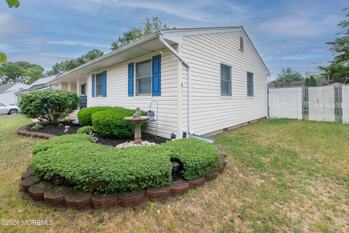 Property Photo:  1035 Valley Stream Road  NJ 08753 