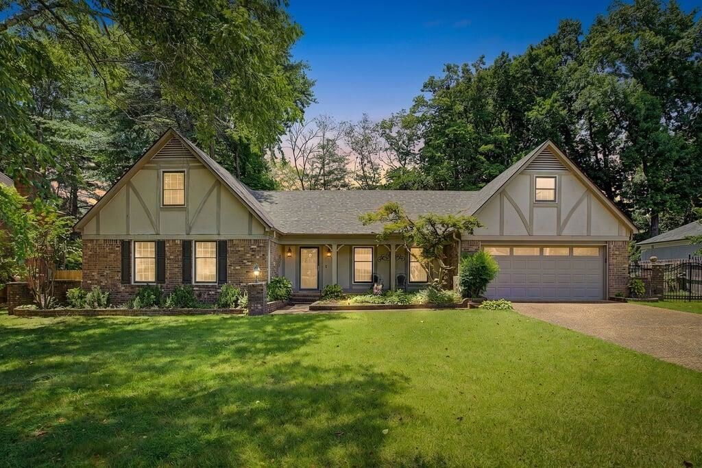 Property Photo: 2949 Sandy Creek Dr TN 38138