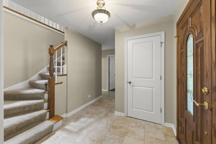 Property Photo:  