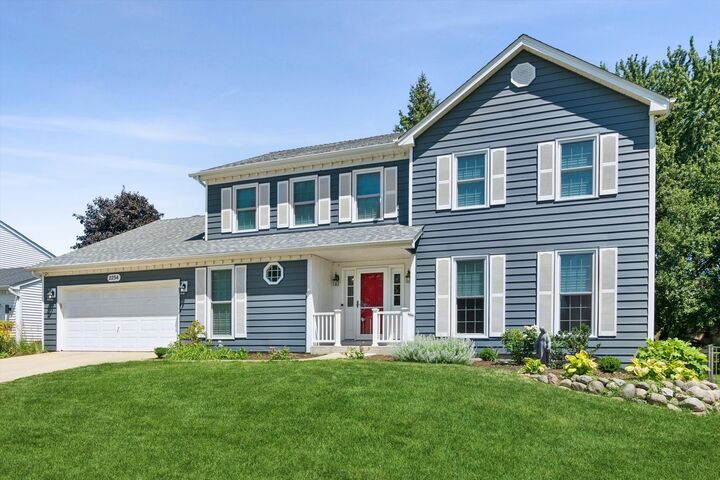Property Photo: 2254 Remington Drive IL 60565