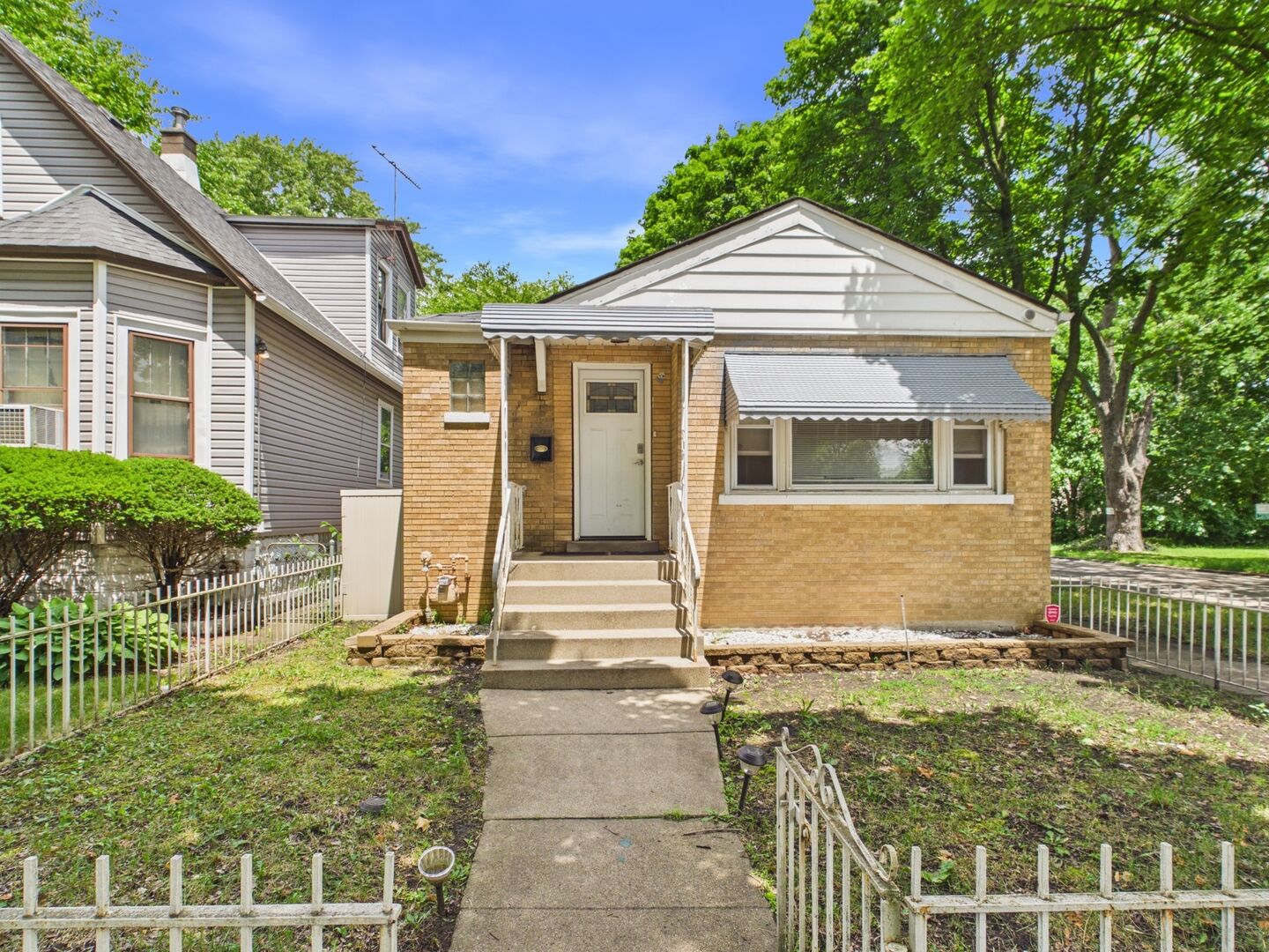 Property Photo:  234 W 117th Street  IL 60628 