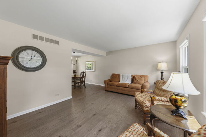 Property Photo:  3020 Middlebury Court  IL 60504 