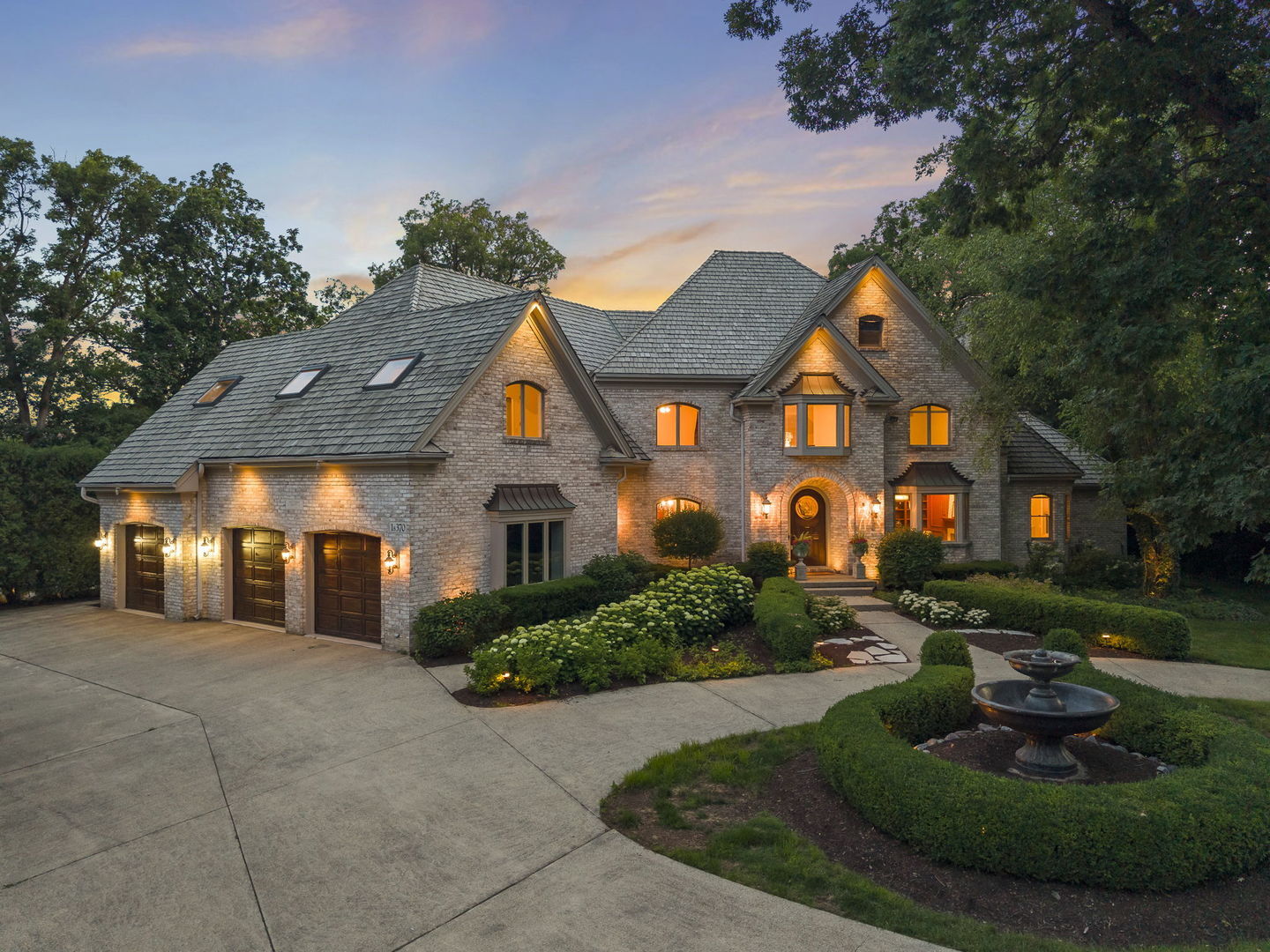 Property Photo:  1S370 Winfield Road  IL 60189 
