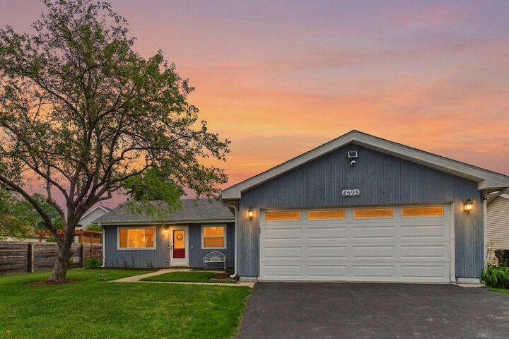 Property Photo:  4595 Zeppelin Drive  IL 60133 