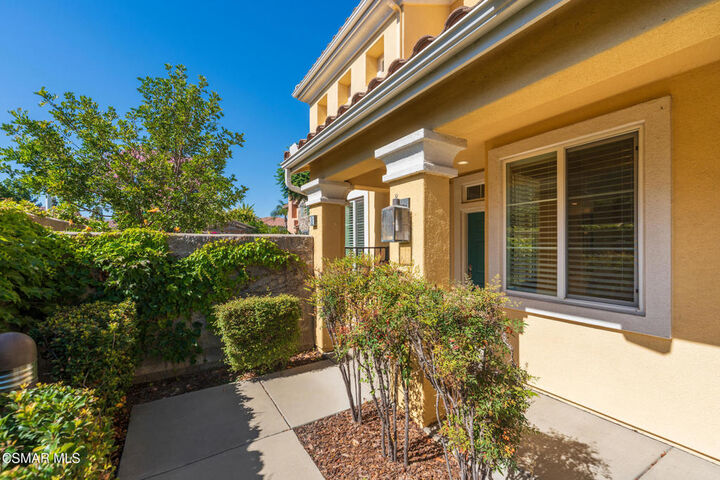 Property Photo:  4117 Orontes Way B  CA 93063 