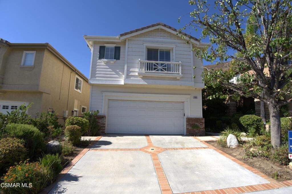 Property Photo: 3035 Hollycrest Avenue CA 91362