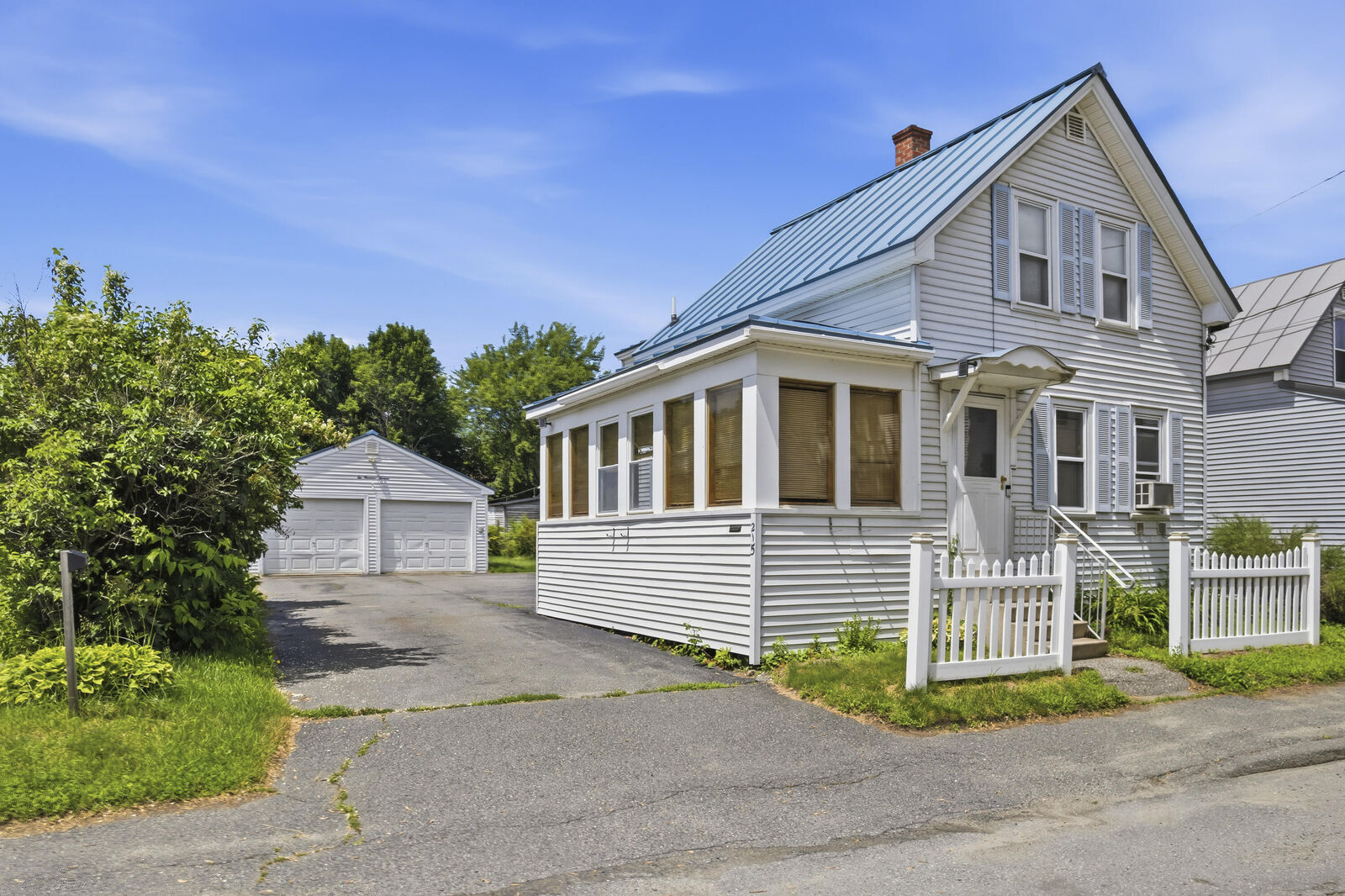 Property Photo:  215 Water Street  ME 04901 