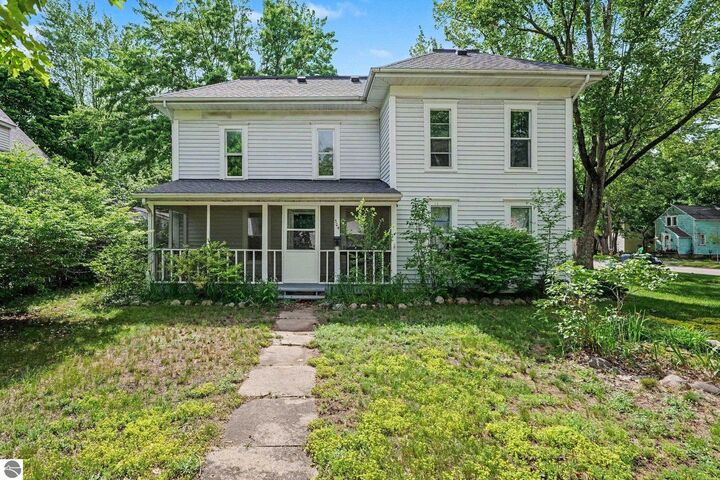Property Photo:  504 S Lansing Street  MI 48858 