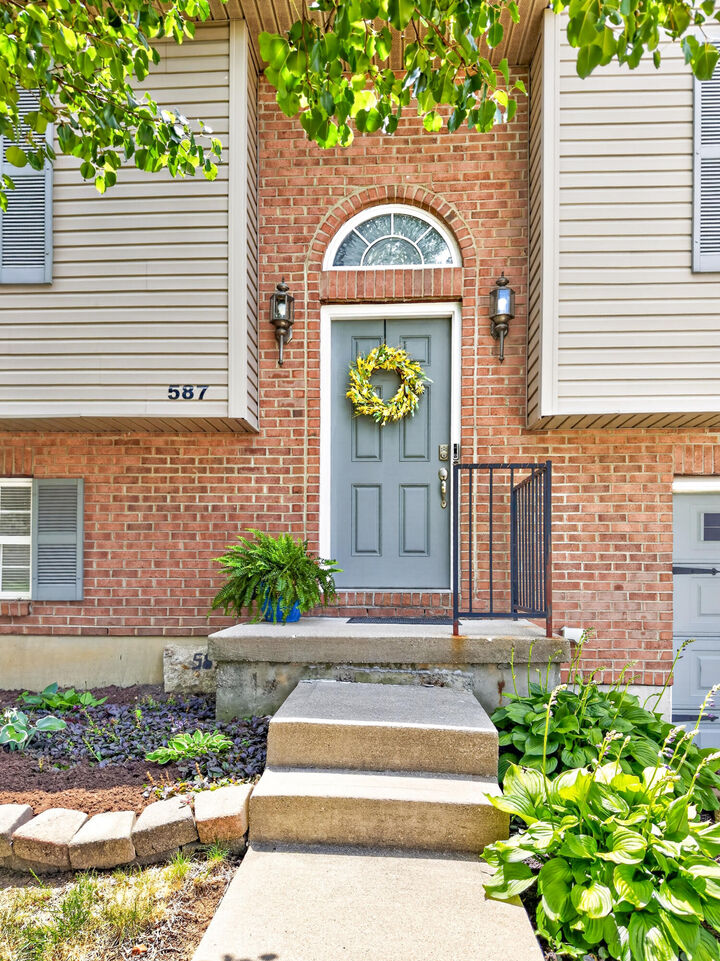 Property Photo:  587 Branch Court  KY 41051 