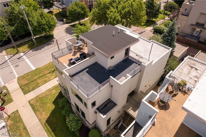 Property Photo:  511 Literary Road  OH 44113 