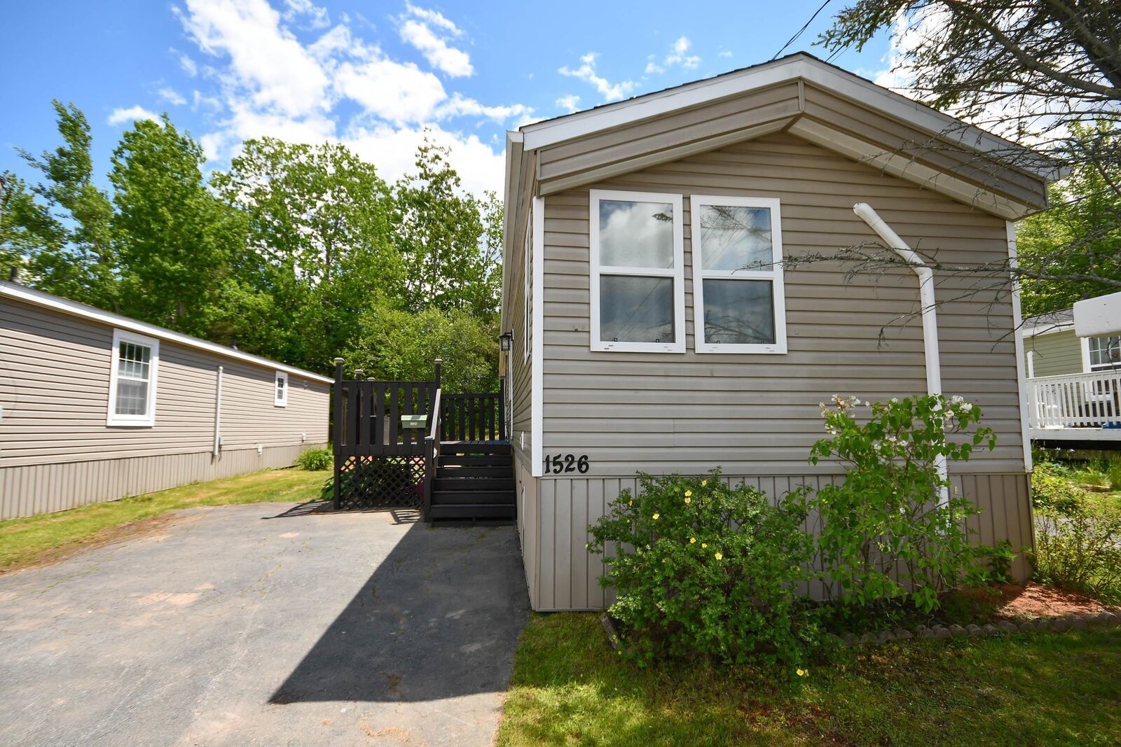 Property Photo:  1526 Woodbine Drive  NS B4E 2M9 
