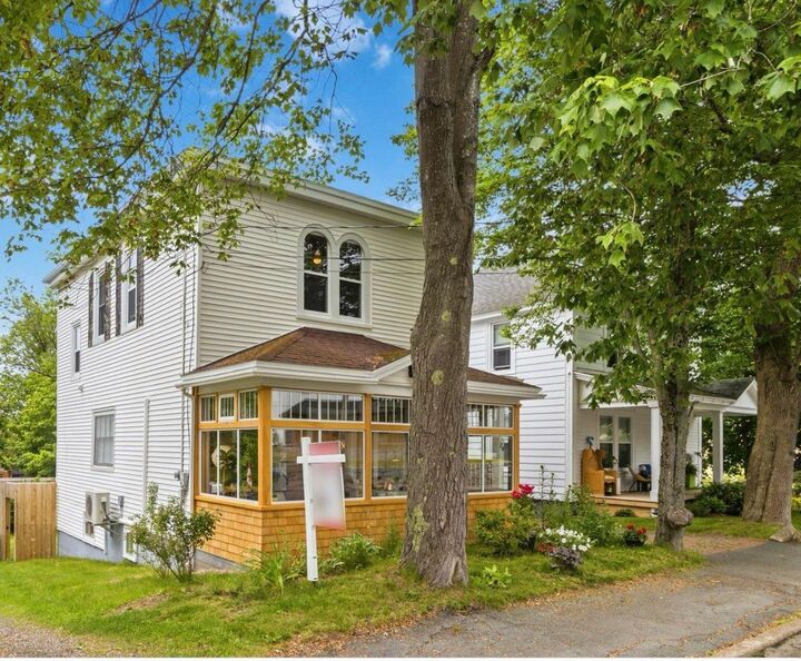 Property Photo:  24 Queen Street  NS B4V 1P1 