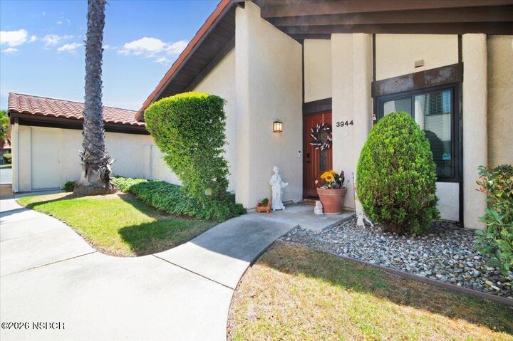Property Photo:  3944 Mesa Circle A  CA 93436 