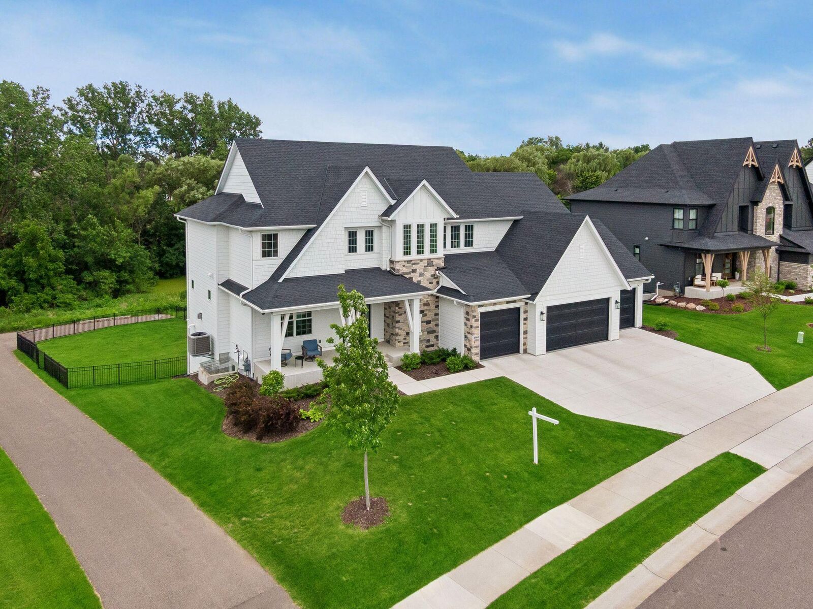 Property Photo:  16865 46th Avenue N  MN 55446 