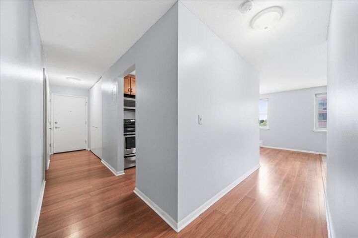 Property Photo:  4400 Upton Avenue S 202  MN 55410 