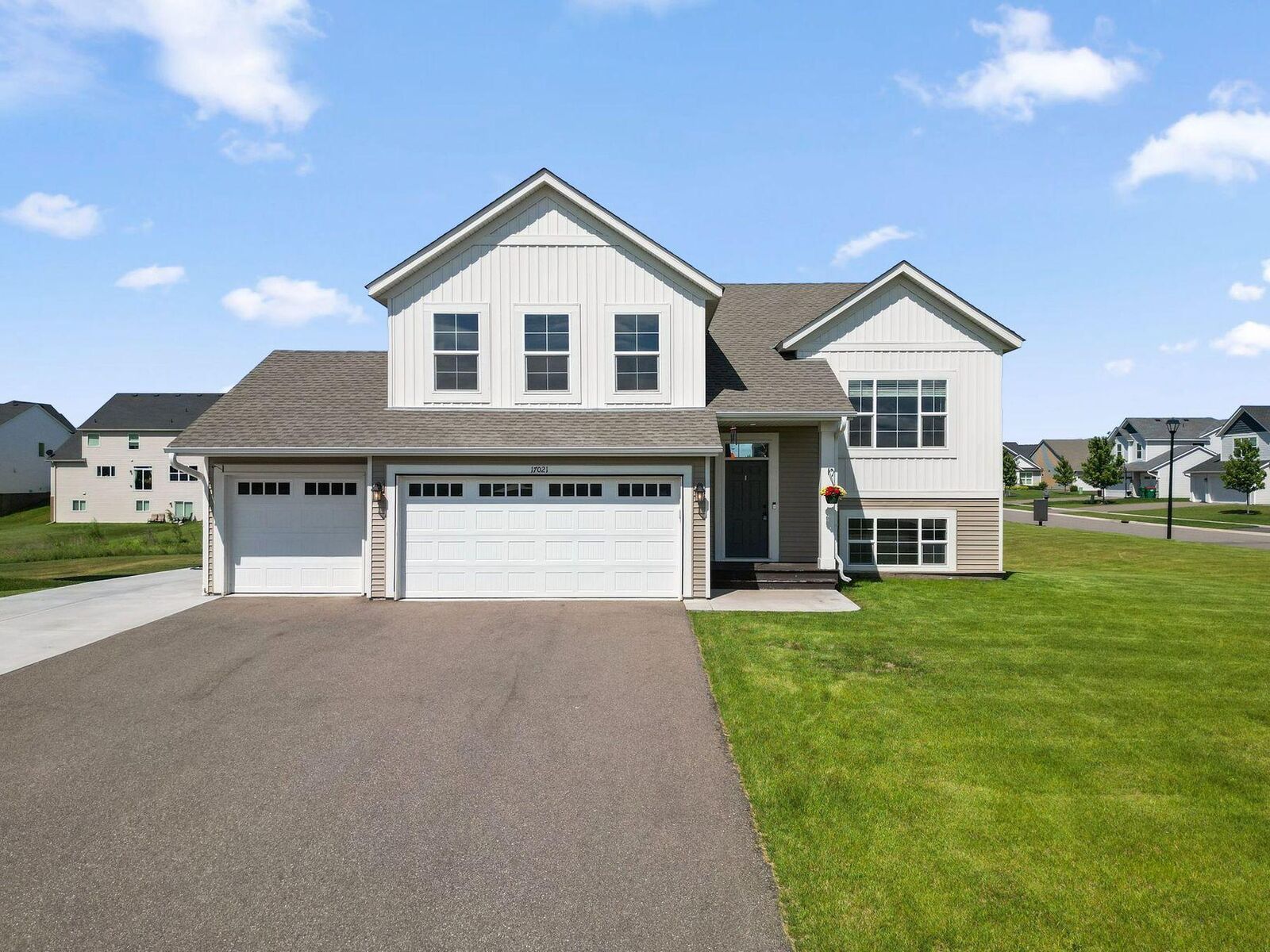 Property Photo:  17021 61st Court NE  MN 55330 