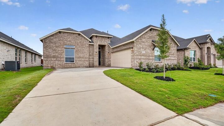 Property Photo: 4924 Simmental Drive TX 76001
