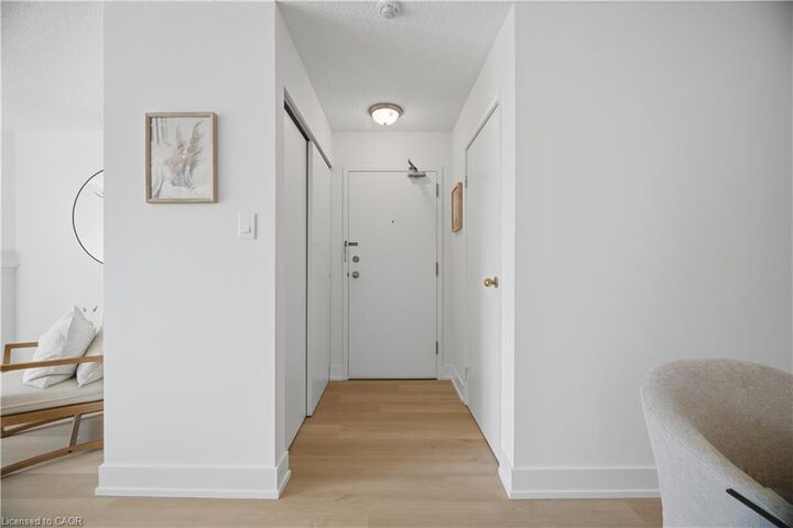 Property Photo: 1450 Glen Abbey Gate 532 ON L6M 2V7