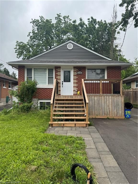 Property Photo:  178 Glen Road Upper  ON N2M 3G2 