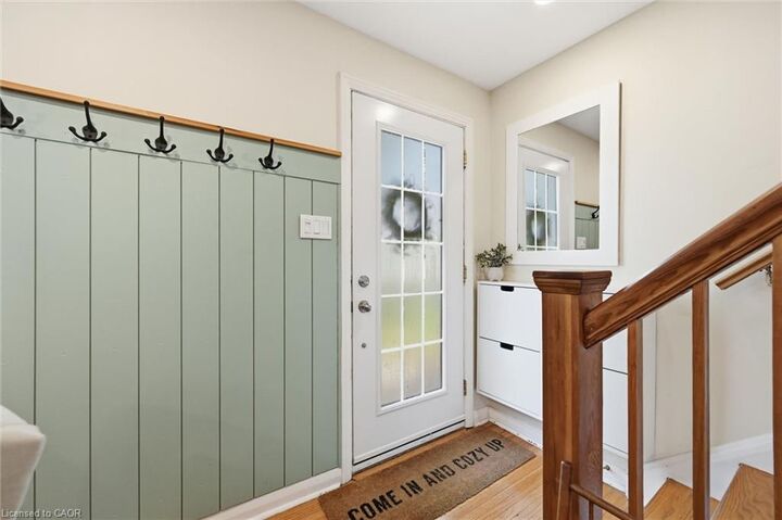 Property Photo:  2273 King Street E  ON L8K 1X5 