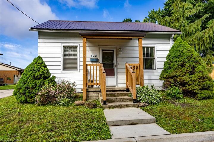 122 Queen Street — photo 1