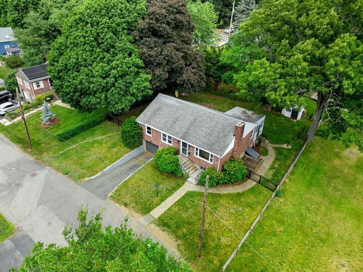 Property Photo:  25 Fellsmere Ave  MA 01880 