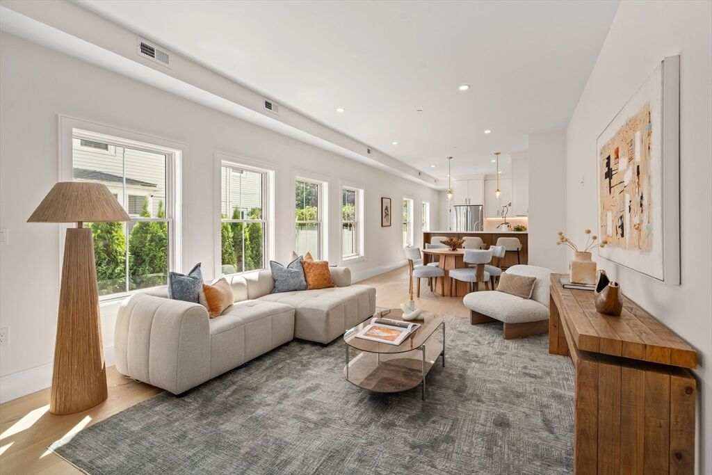 Property Photo:  326 Lowell Street 2  MA 02145 