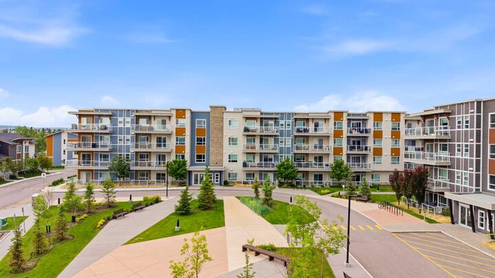 370 Harvest Hills Common NE 210 — photo 1