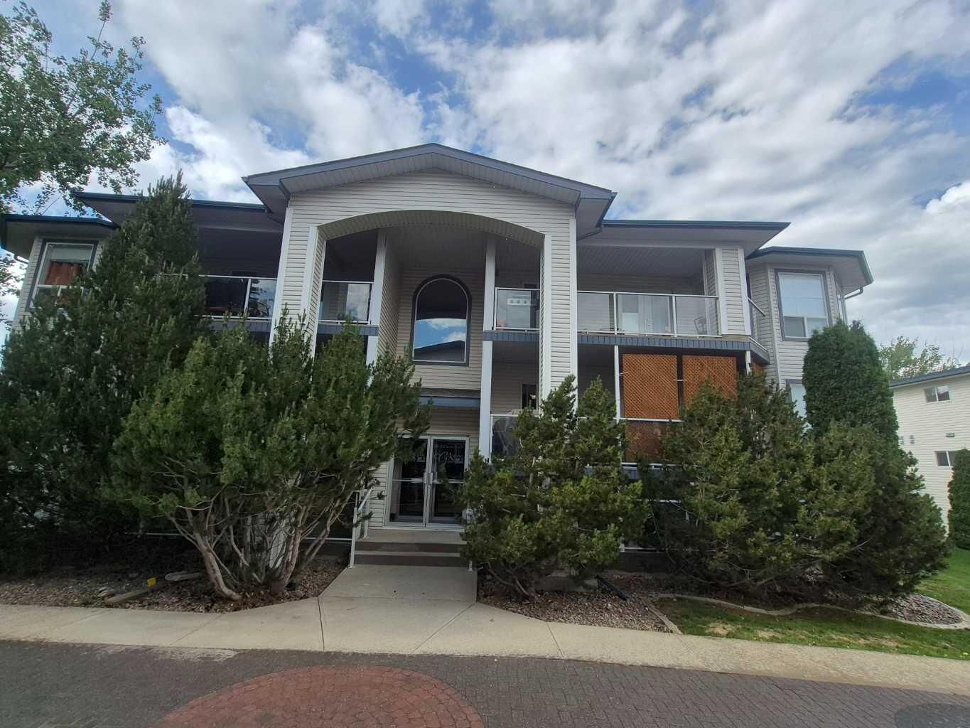 Property Photo:  23 Chilcotin Lane W 212  AB T1K 7S2 