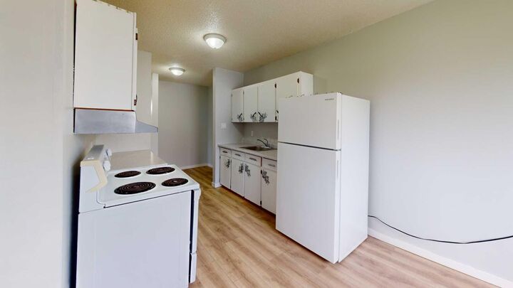 Property Photo:  10505 103 Street 201  AB T8V 3N5 