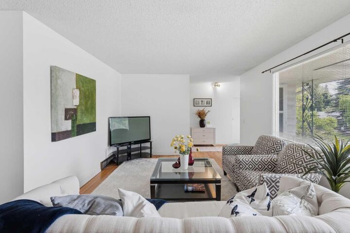 Property Photo: 3248 Bearspaw Drive NW AB T2L 1T3