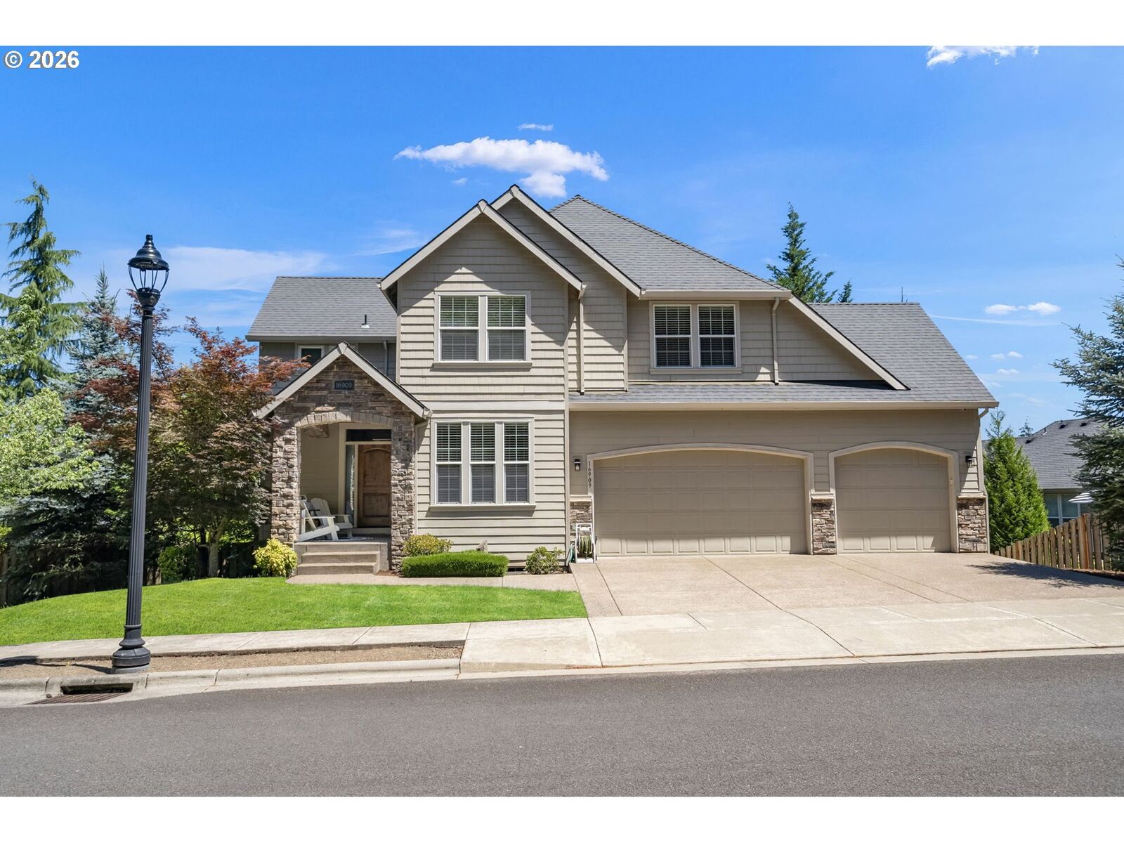 Property Photo: 16909 SW Marcile Ln OR 97007